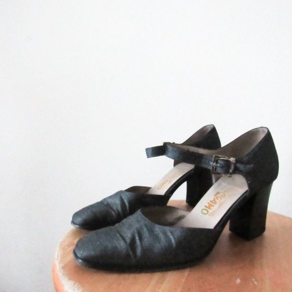 SALVATORE FERRAGAMO Designer Maryjane Heels Block Heel Made in Italy Gray Size 7 - Picture 15 of 15